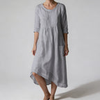 Robe d'été en mouvement montrant la liberté de coupe