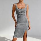 Robe en denim midi avec bretelles réglables, vue de face