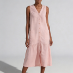 Vue latérale de la robe midi avec coupe fluide