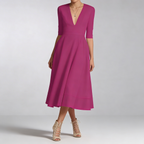 Robe midi femme ivoire coupe ajustée élégante silhouette moderne