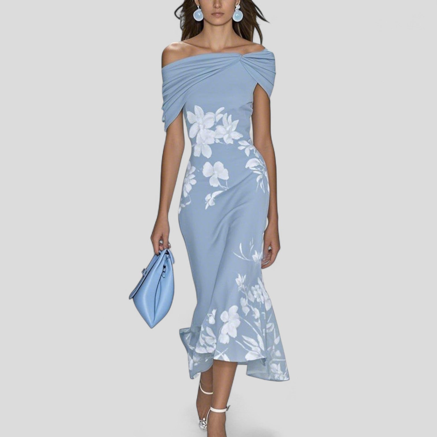Détail de l'imprimé et la texture de la robe midi en mouvement
