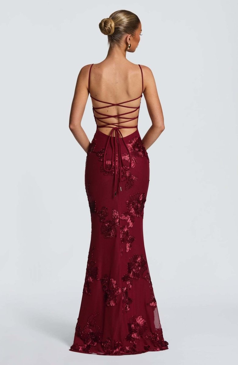 Robe longue bustier, vue d'ensemble en position debout