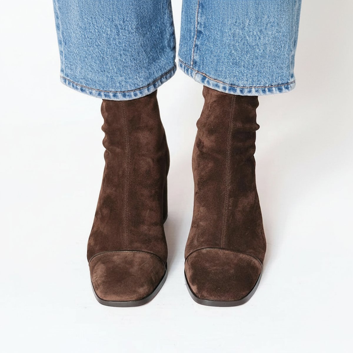 Bottines bout carré talon bloc pour femme