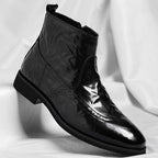 Bottines brogue détails perforés finition polie noir pour homme