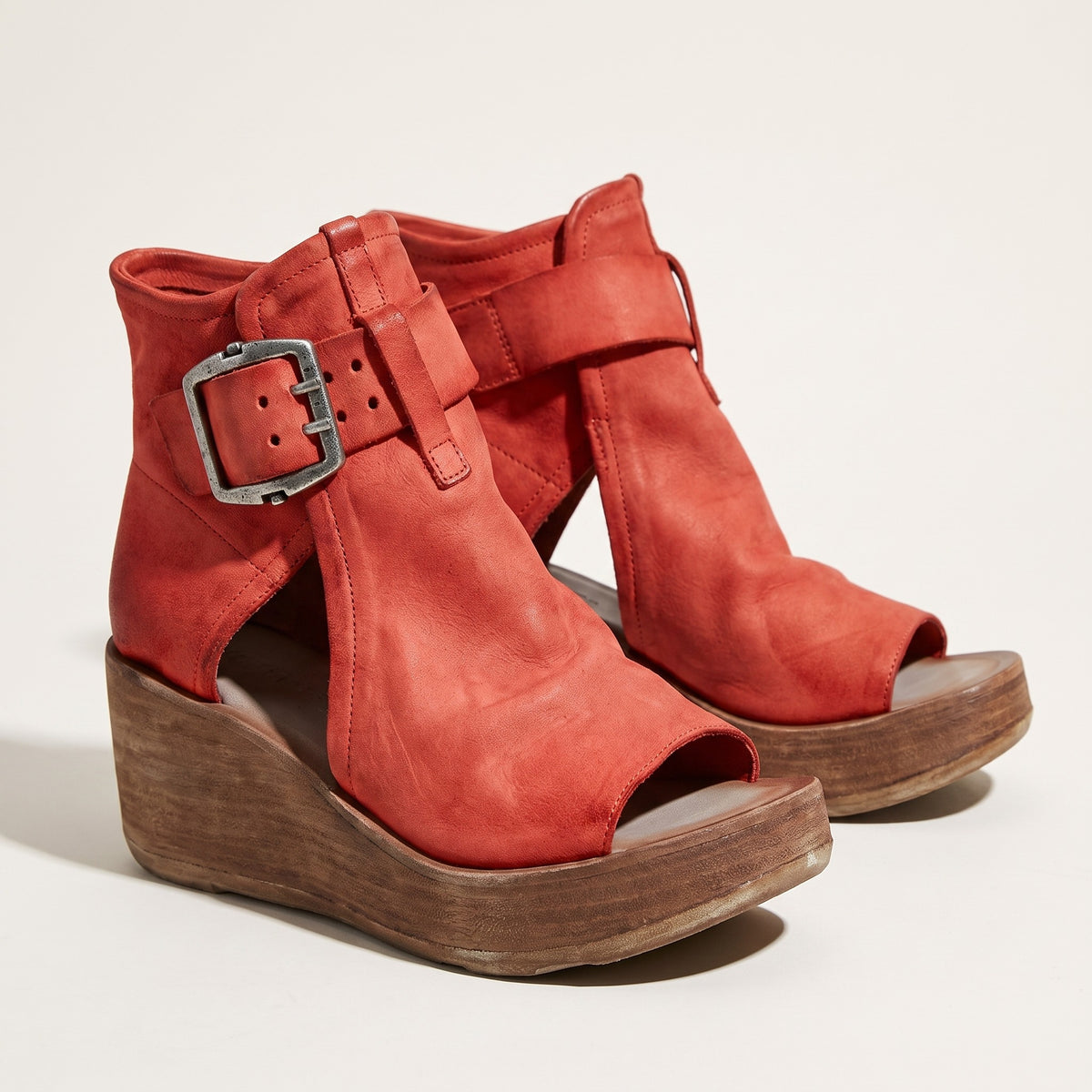 Bottines compensées à boucle pour femme rouge