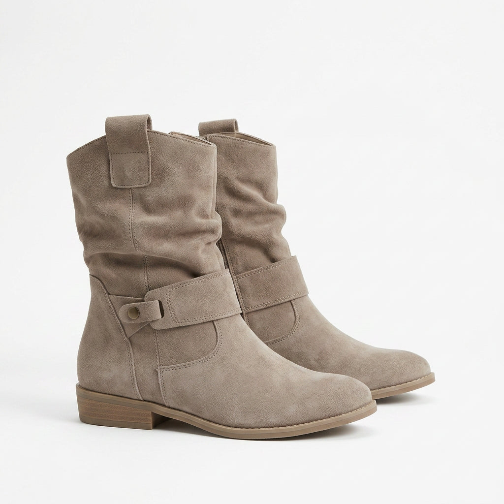 Bottines slouchy à sangle décorative talon bloc beige pour femme