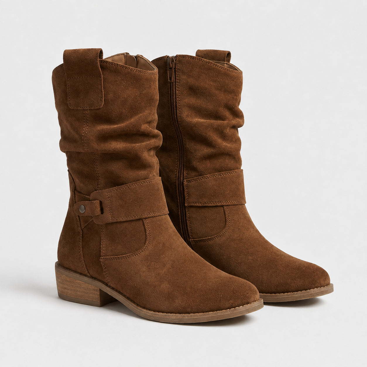 Bottines slouchy à sangle décorative talon bloc marron foncé pour femme