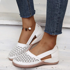 Chaussures plates ajourées motif géométrique blanc pour femme