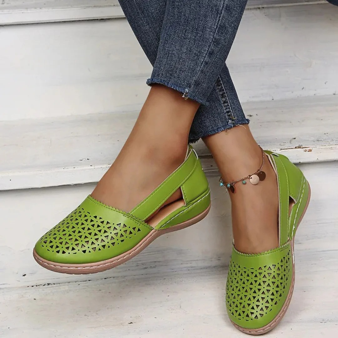 Chaussures plates ajourées motif géométrique vert clair pour femme