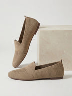 Chaussures plates brillantes à enfiler kaki pour femme