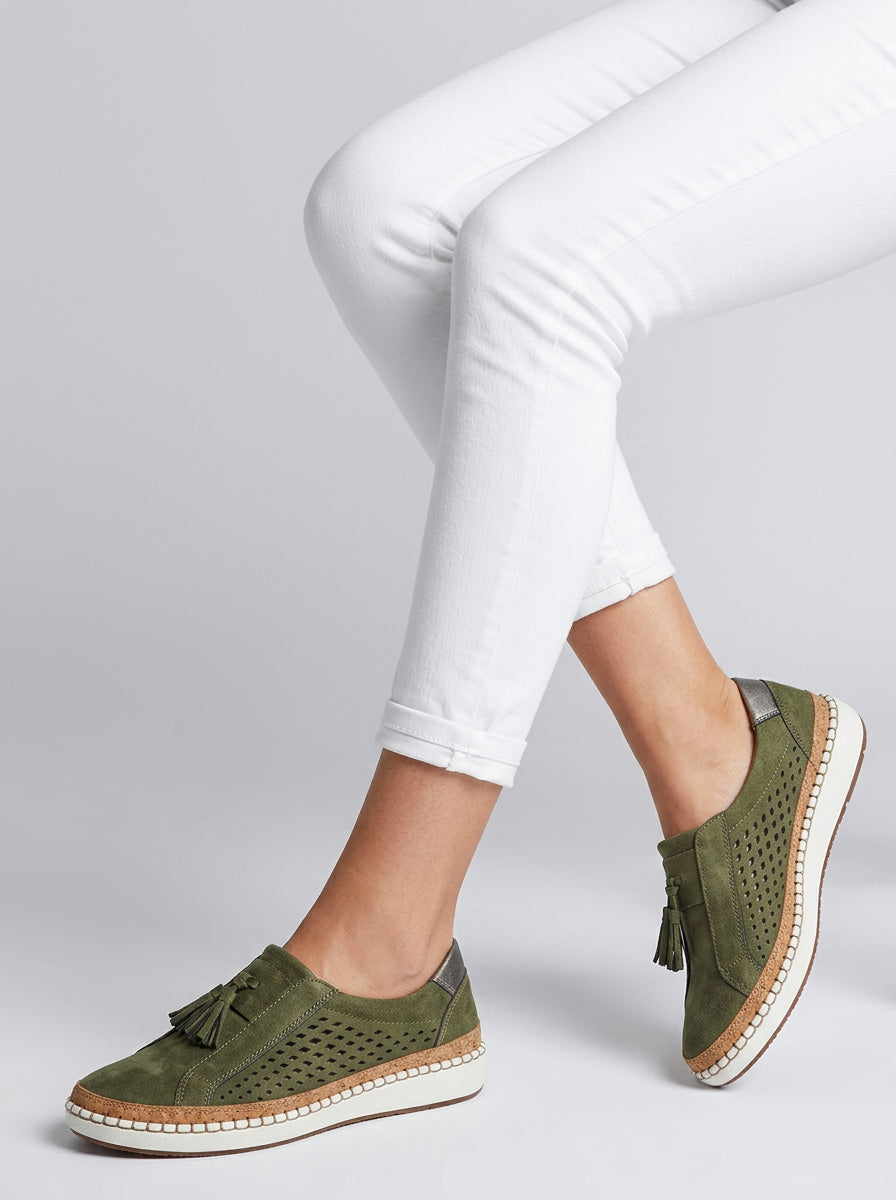 Chaussures slip-on perforées à pompons compensées pour femme – vue 3