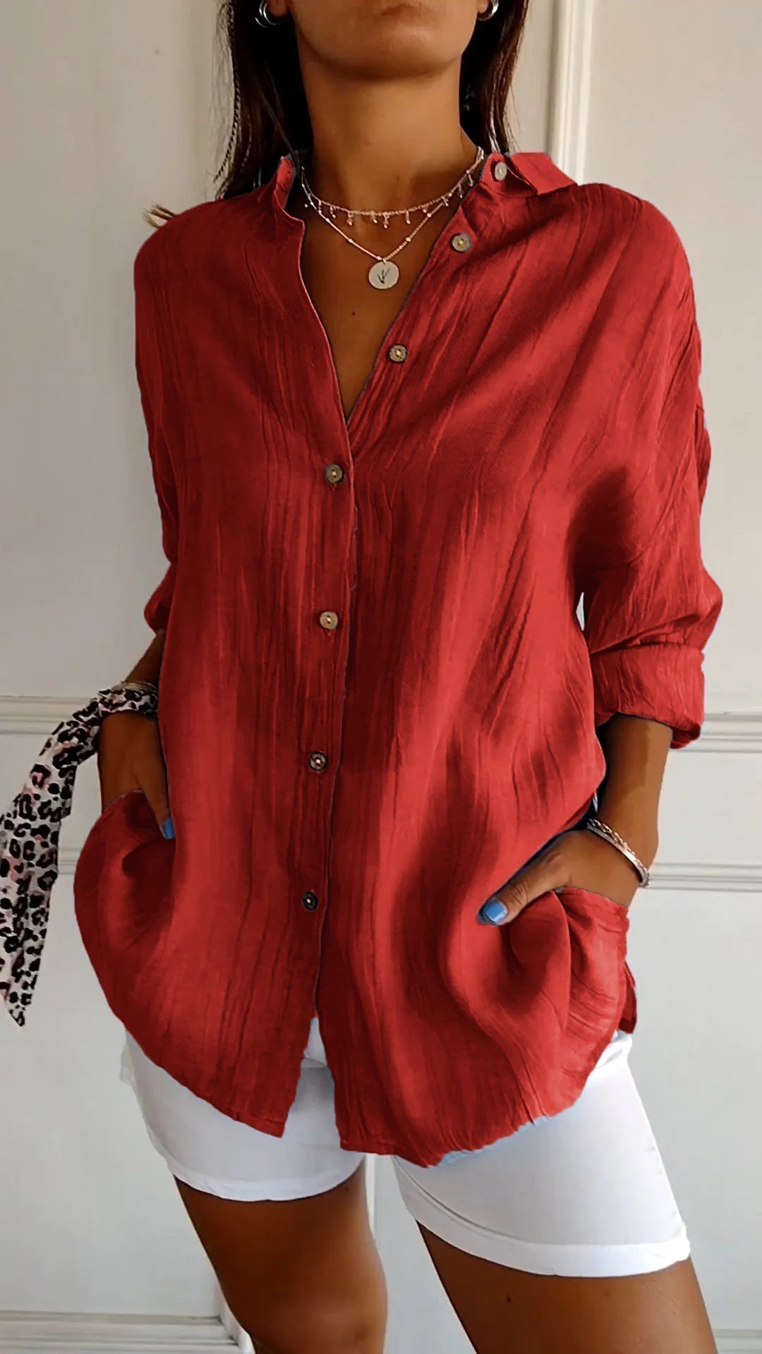 Chemise légère à texture plissée et coupe fluide pour femme