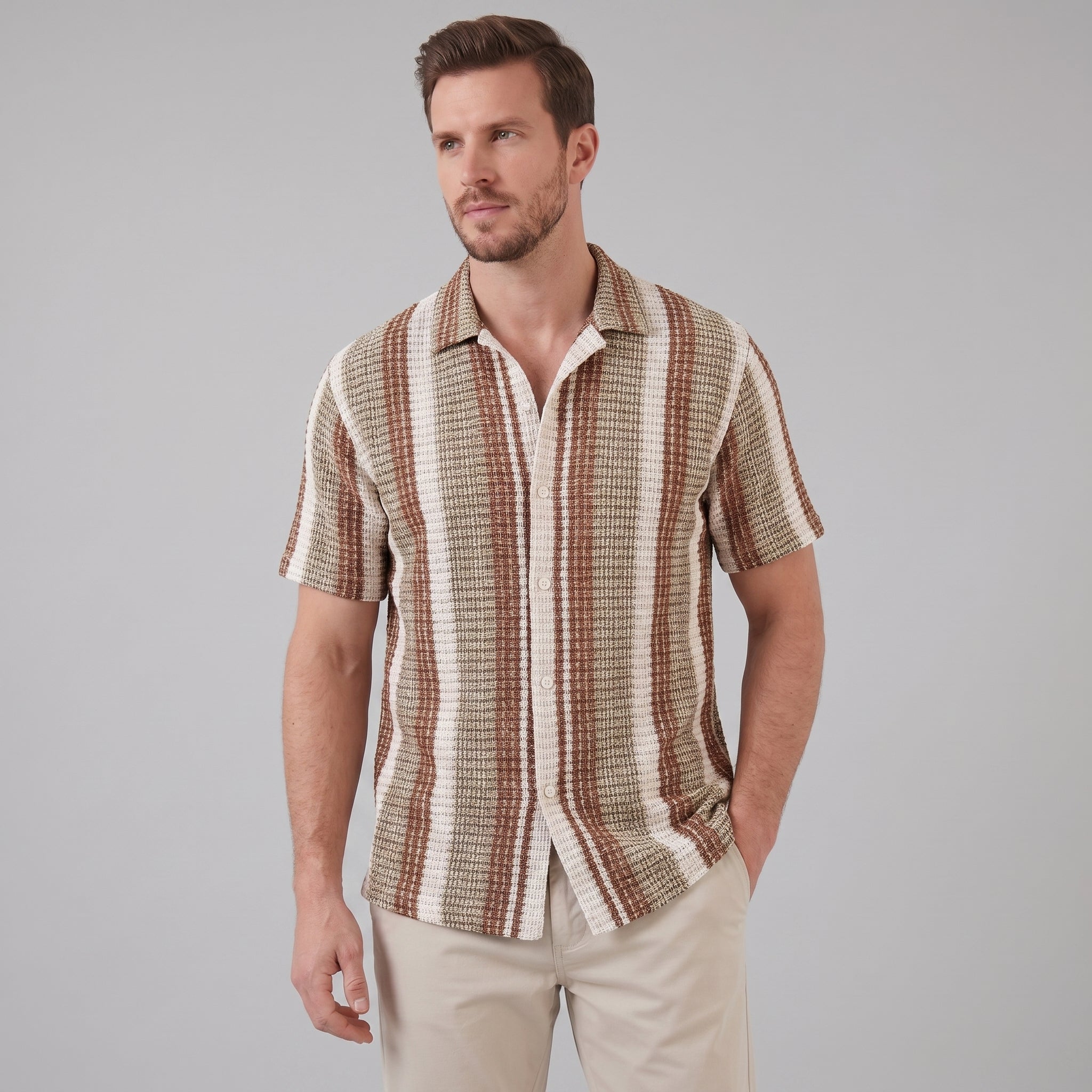 Chemise rayée à manches courtes coupe droite pour homme