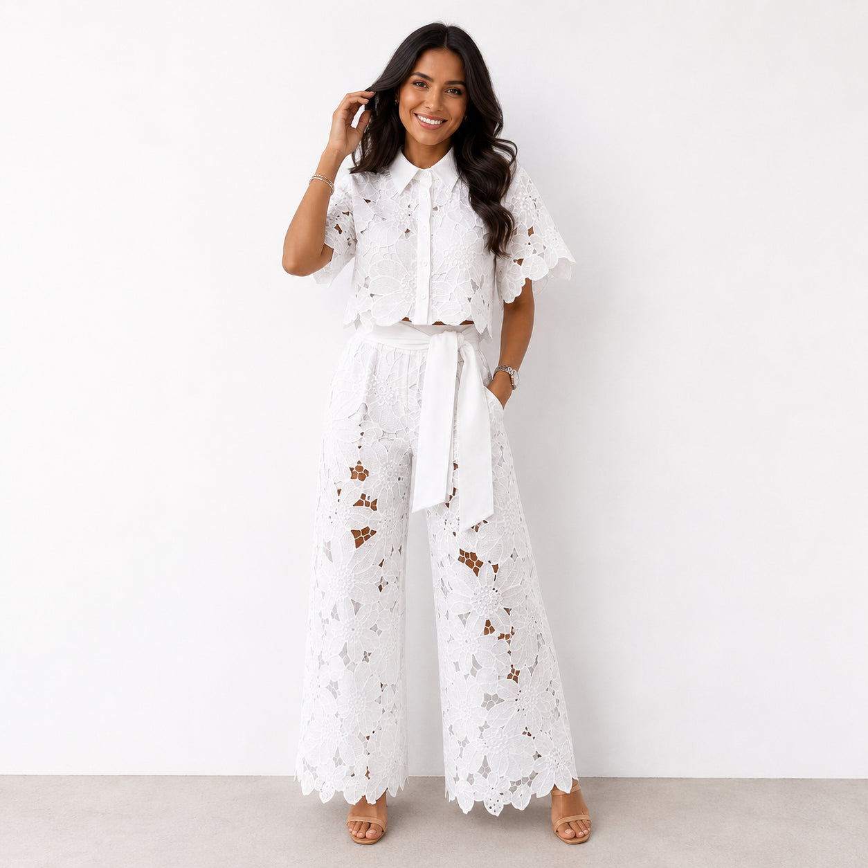 Ensemble dentelle florale ajourée pantalon large blanc pour femme