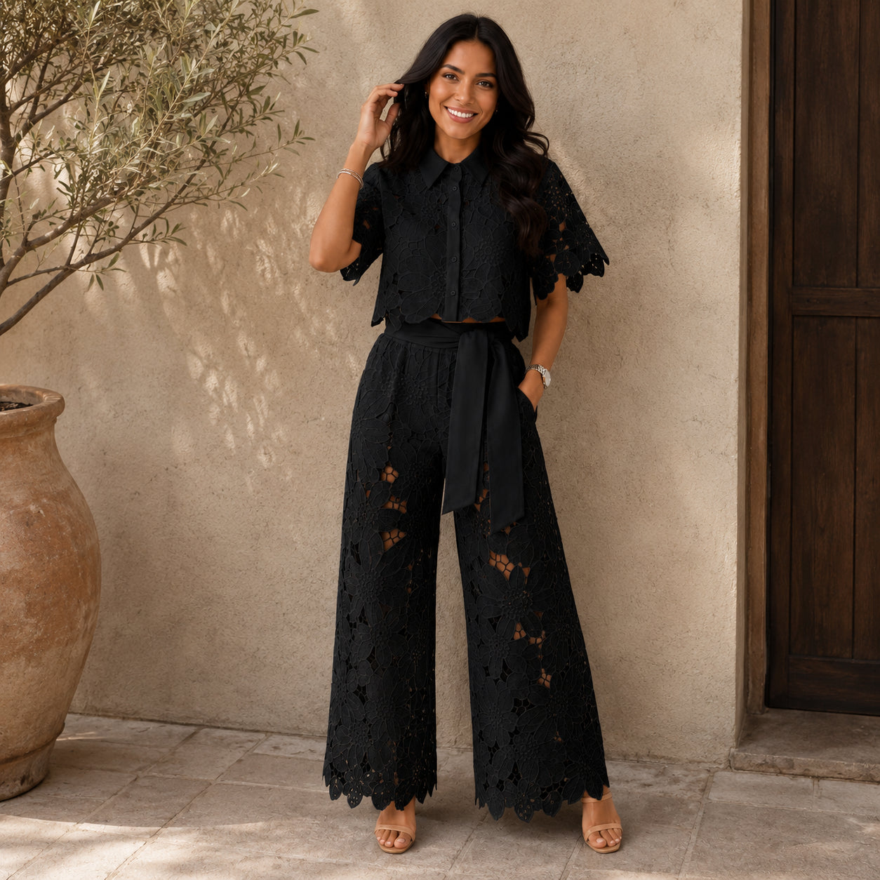 Ensemble dentelle florale ajourée pantalon large noir pour femme
