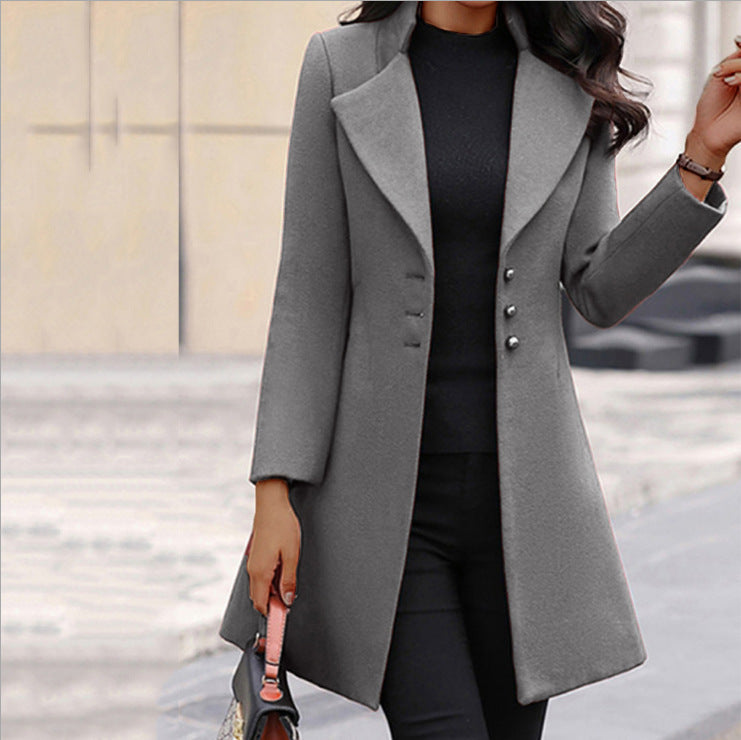 Manteau long col tailleur à boutons gris pour femme
