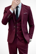 Gilet à encolure en V coordonné avec le costume
