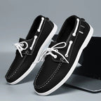 Vue de face paire de chaussures bateau complète
