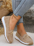 Mocassins compensés à boucle dorée pour femme – vue 2