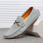 Mocassins perforés détail nœud semelle crantée gris pour homme