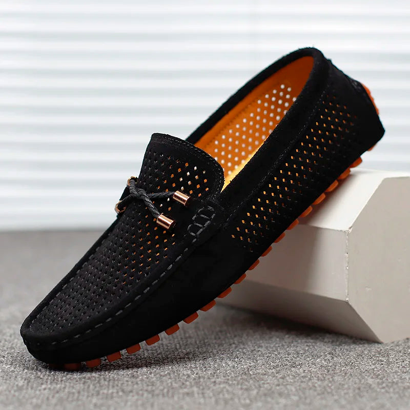 Mocassins perforés détail nœud semelle crantée noir pour homme