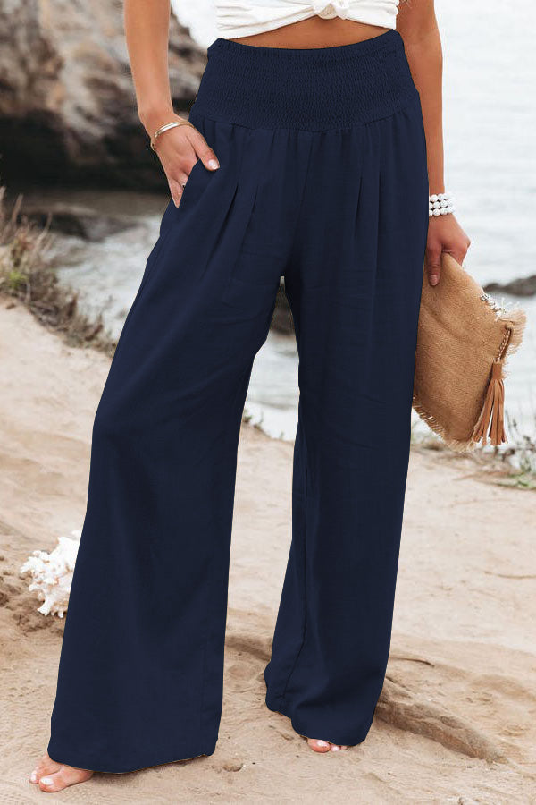 Pantalon large fluide taille smockée bleu marine pour femme