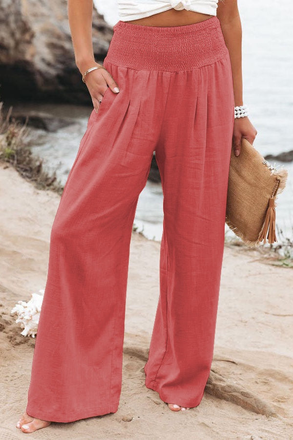 Pantalon large fluide taille smockée rouge pour femme