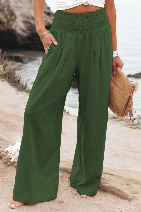 Pantalon large fluide taille smockée vert pour femme