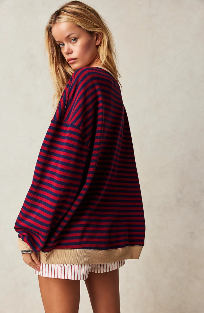 Pull rayé oversize à capuche pompom pour femme