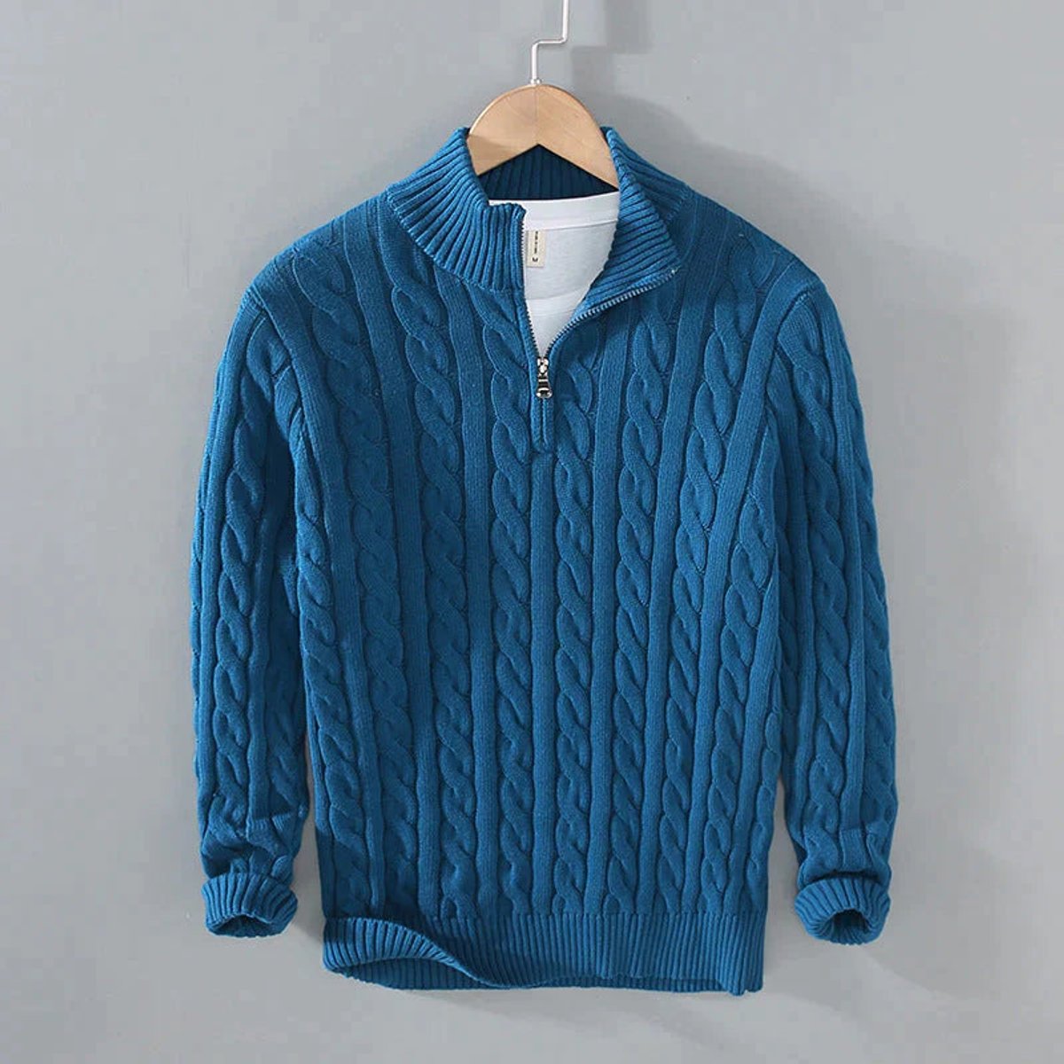 Pull torsadé demi-zip col montant bleu pour homme