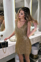 Robe courte à paillettes et franges col V pour femme