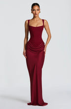 Robe longue ajustée à bretelles larges pour femme
