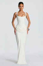 Robe longue ajustée à bretelles larges pour femme