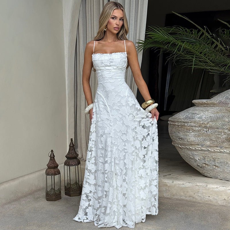 Robe longue brodée à fines bretelles pour femme