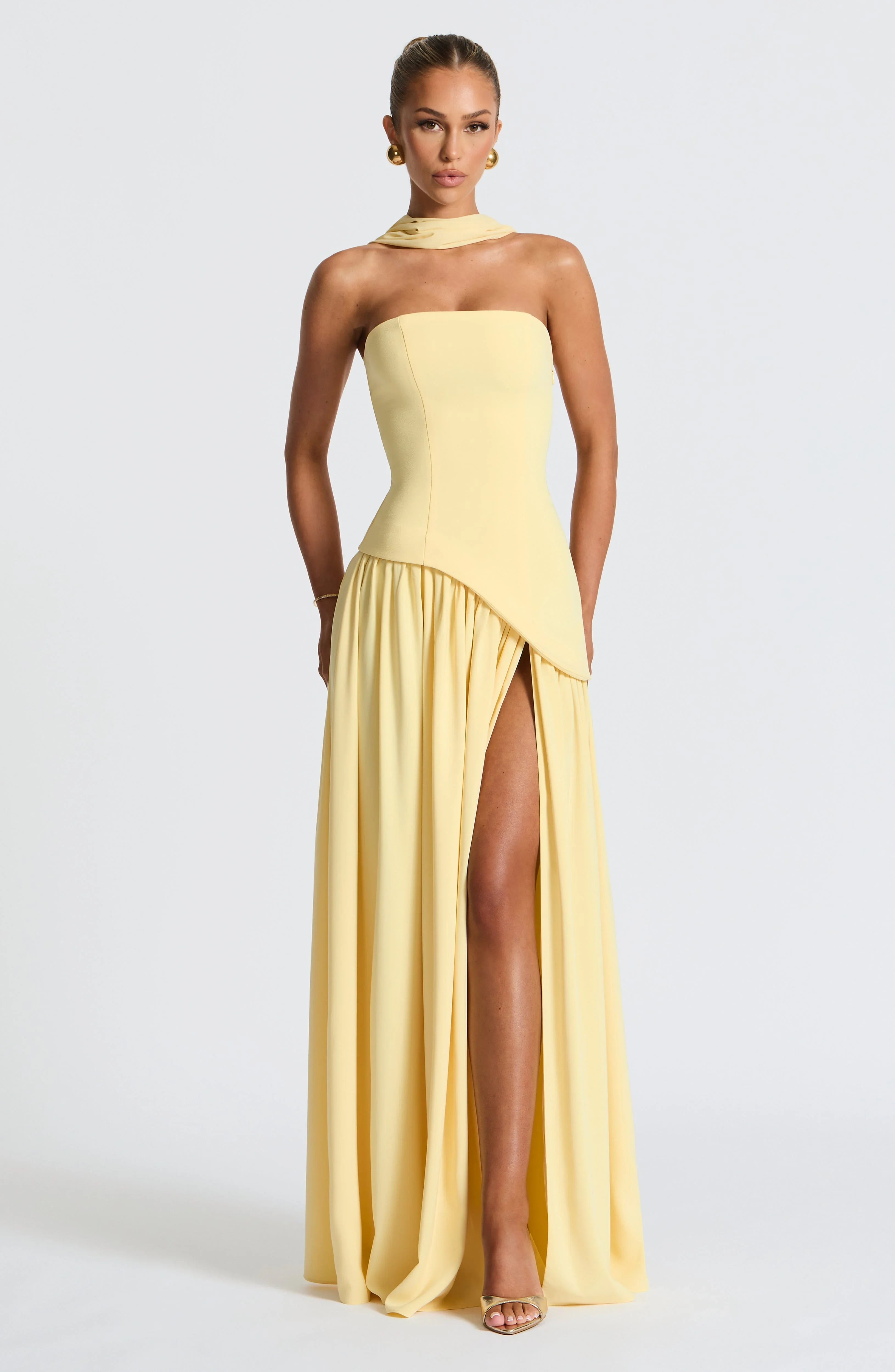 Robe longue bustier avec col foulard et fente pour femme