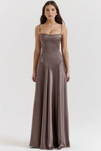 Robe longue corset à bretelles fines