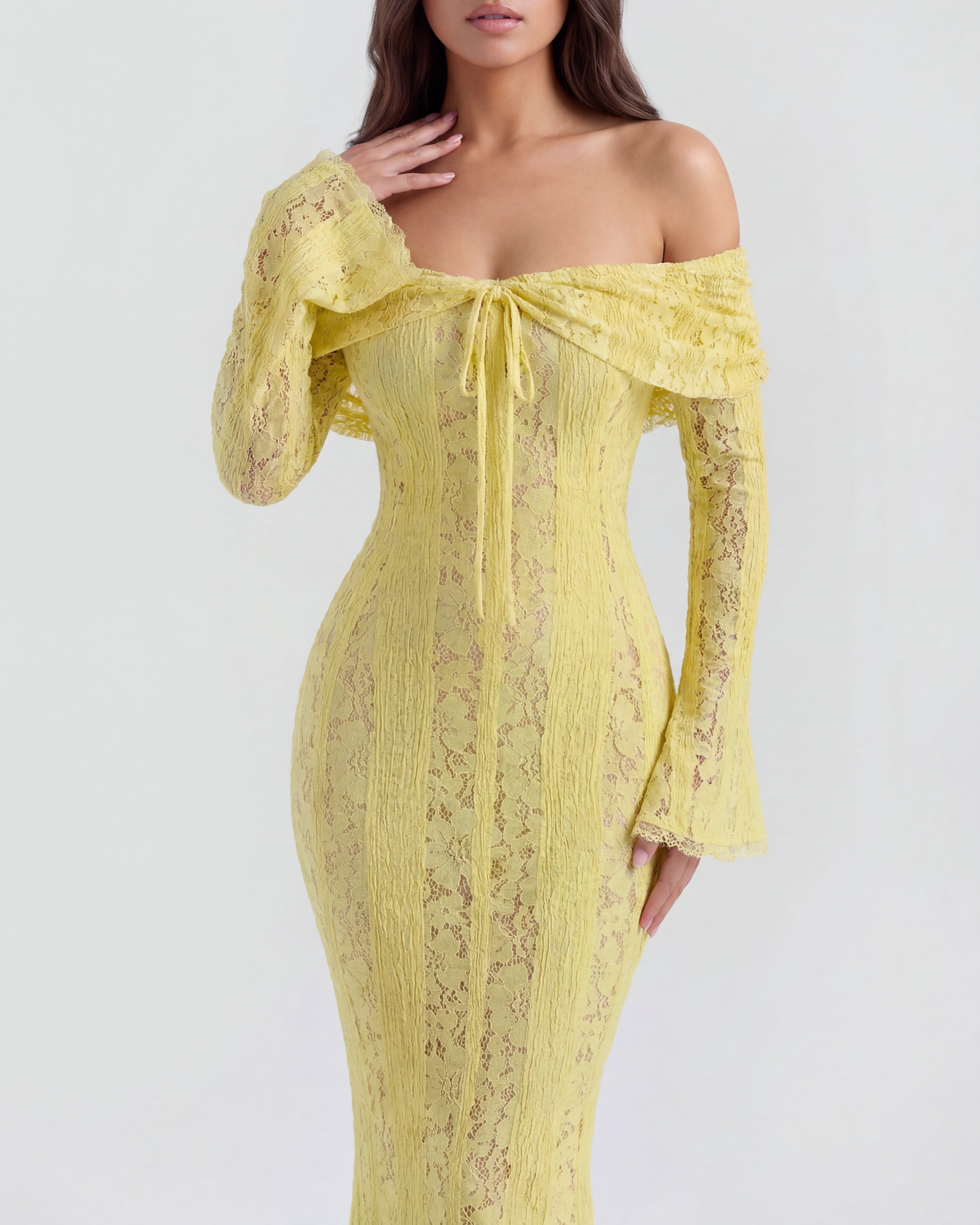 Robe longue dentelle florale épaules dénudées pour femme