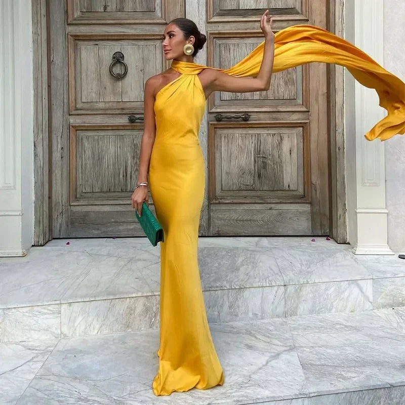 Robe longue drapée asymétrique à bretelle unique pour femme