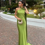 Robe longue drapée asymétrique à bretelle unique pour femme