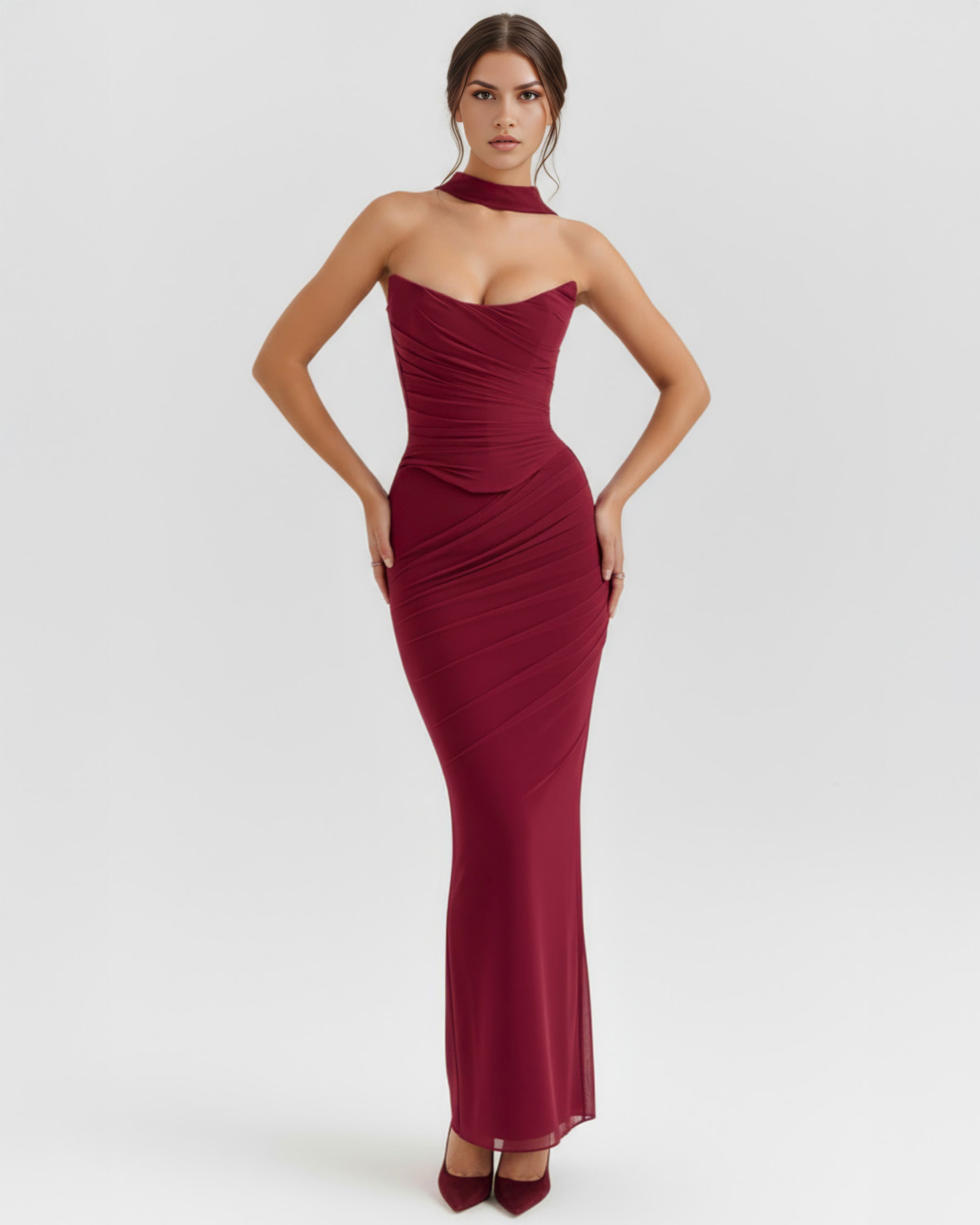 Robe longue drapée bustier col halter