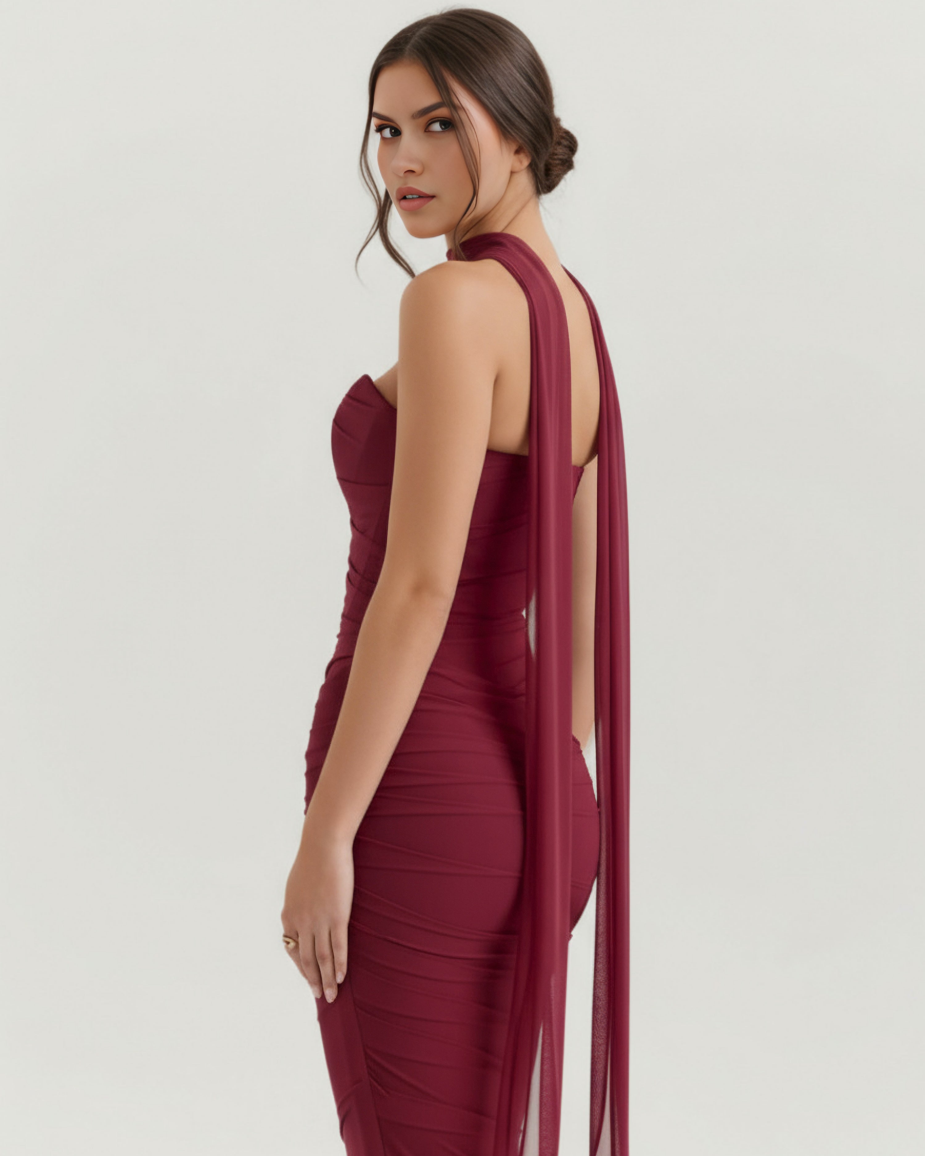 Robe longue drapée bustier col halter