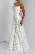 Robe longue en tulle à motifs floraux appliqués pour femme