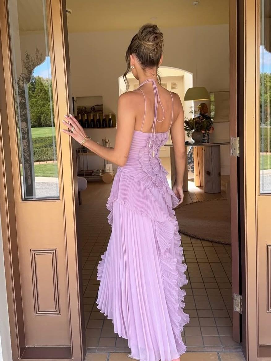 Robe longue plissée asymétrique une épaule
