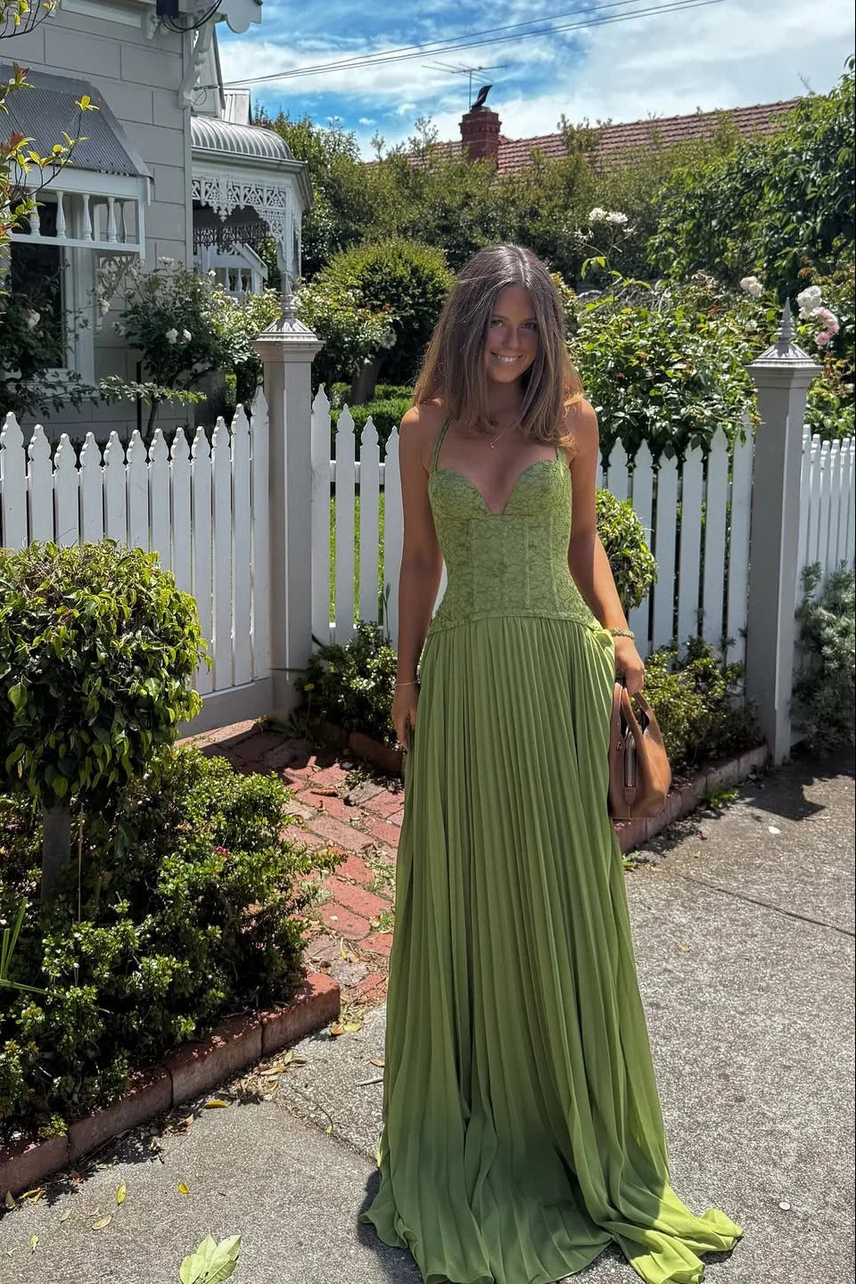 Robe longue plissée bustier dentelle pour femme