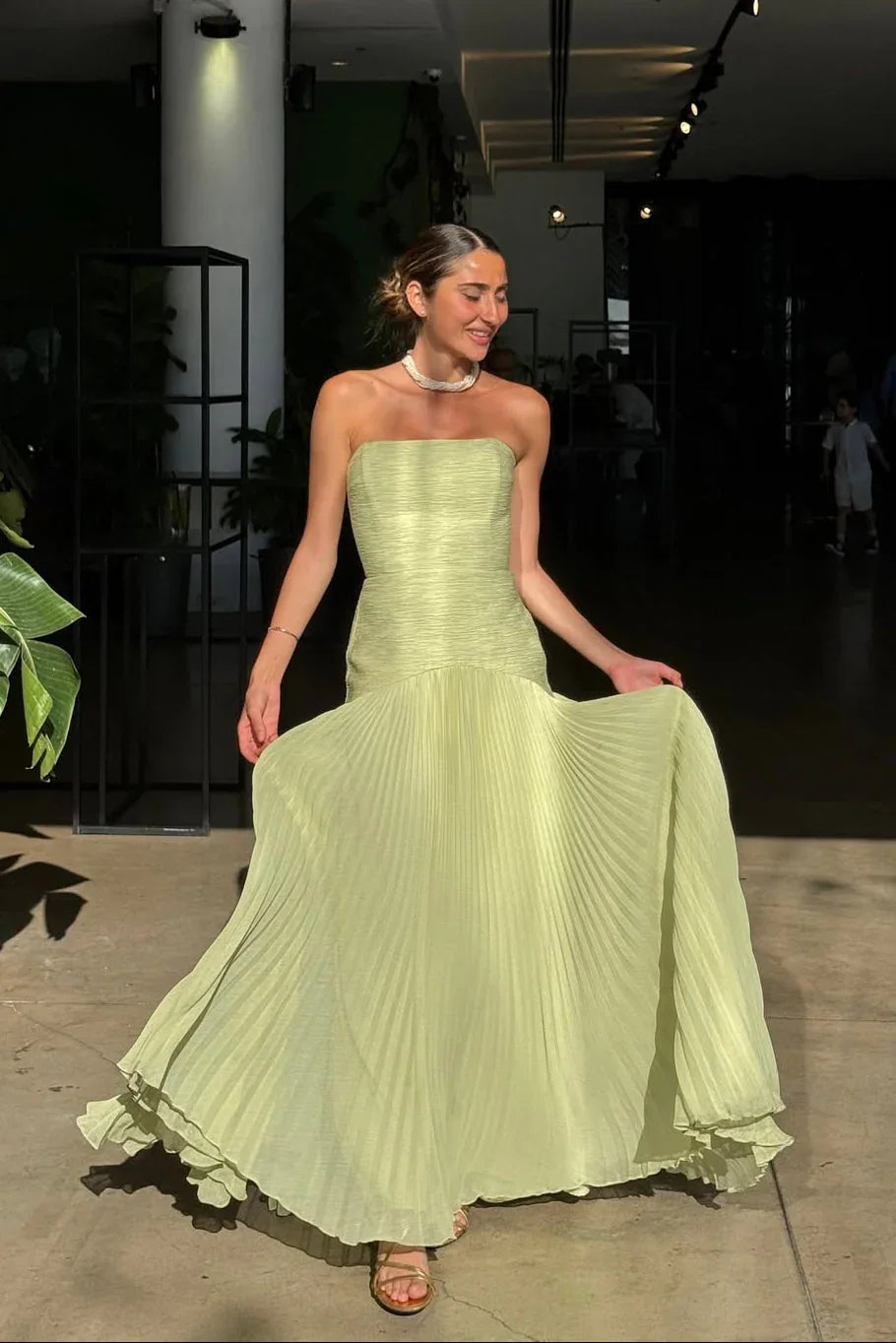 Robe longue plissée bustier drapée pour femme