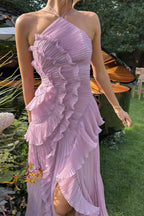 Robe longue plissée col licou à volants pour femme