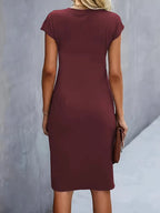 Robe midi ajustée col rond manches courtes pour femme