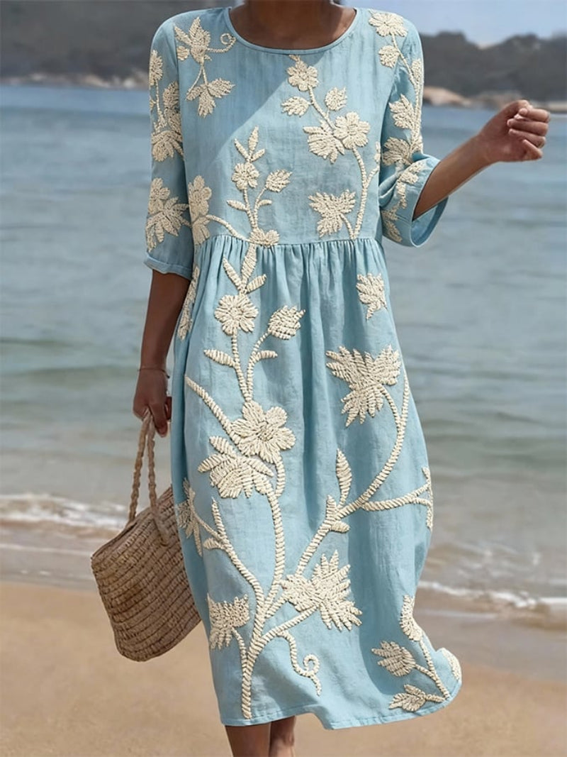 Robe midi à broderies florales et manches 3/4 pour femme