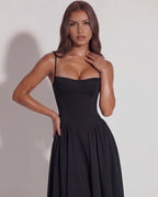 Robe midi bustier à jupe évasée
