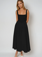 Robe midi évasée décolleté carré noir pour femme